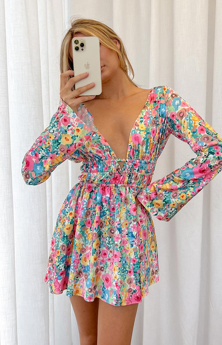 https://www.beginningboutiquea.shop/wp-content/uploads/1695/26/get-your-favorite-genovia-floral-long-sleeve-mini-dress-at-wholesale-prices_0.jpg